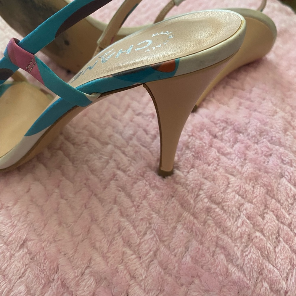 Channel sandals. - Picture 8 of 12
